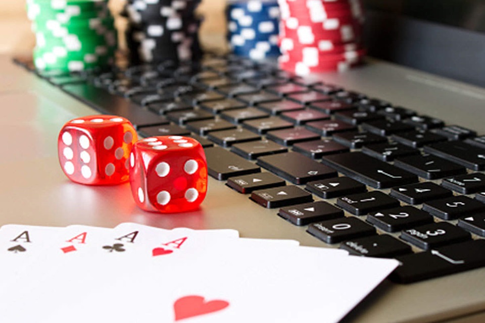 Online Poker